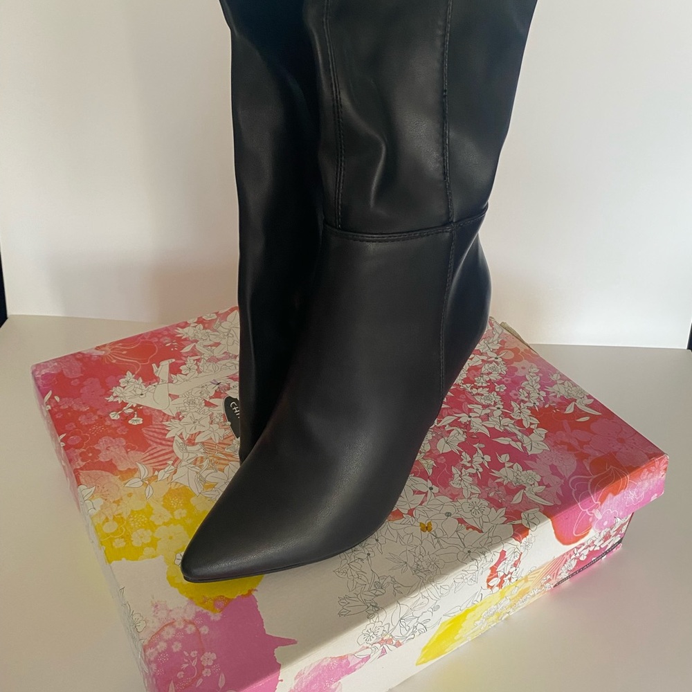 Black boots